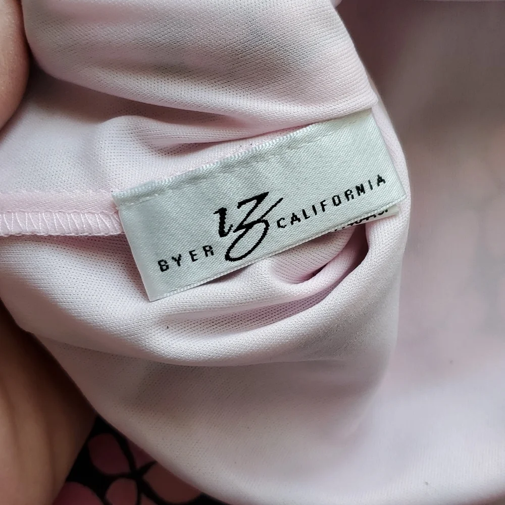 IZ Byer California Pink‎ Floral Flowy Skirt  Size Womans Medium